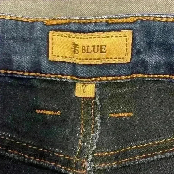 STS Blue Juniors Skinny Jeans - Picture 3 of 4